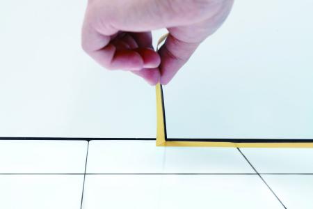 Preview: Scotch® Hochleistungsabdeckband 244, Gold, 18 mm x 50 m, 0.08 mm Preview: Scotch® Hochleistungsabdeckband 244, Gold, 18 mm x 50 m, 0.08 mm